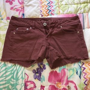 Frayed American Eagle Maroon Shorts
